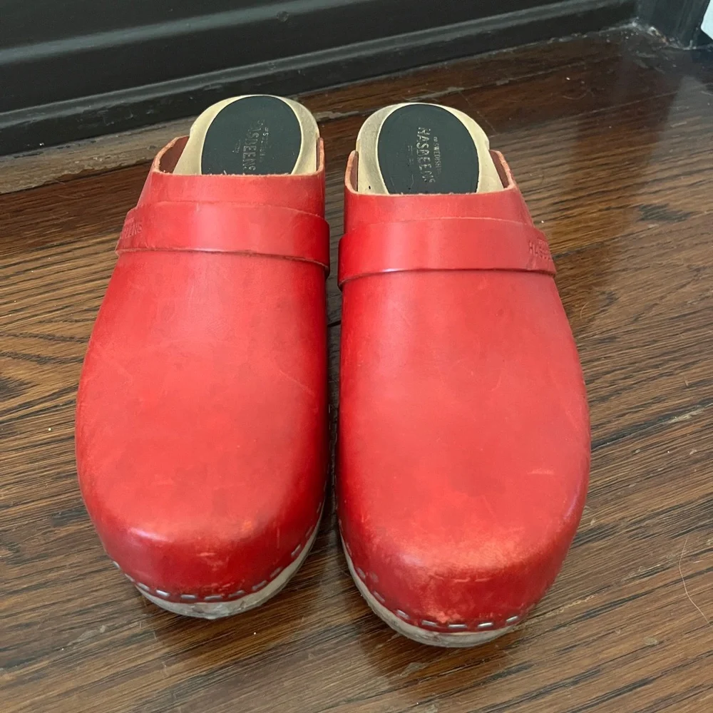 Swedish Hasbeens Red Husband Clogs - Picture 2 of 10